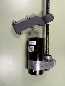 Precor Elliptical Incline Motor Actuator 45146-203 45146-202 V05119DC76U - Picture 1 of 9