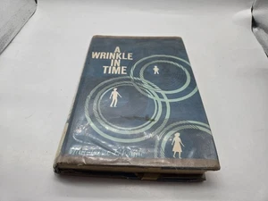 A Wrinkle in Time HC VTG Book 1974 thirty-second printing - Imagen 1 de 12