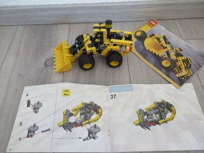 LEGO Technik Schaufelbagger / Frontlader, Modell-Nr. 8453 - Bild 1 von 4