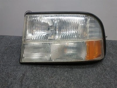 Driver Headlight GMC Canada Only Fits 98-05 BLAZER S10/JIMMY S15 610314 - Image 1 of 4