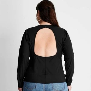 Future Collective Kahlana Barfield braun schwarz hinten offen Langarmshirt 2X gebraucht, in einwandfreiem Zustand - Bild 1 von 7