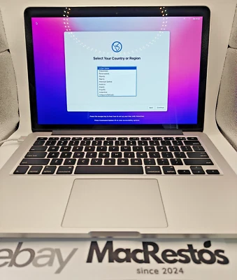 MacBook Pro Retina 13" (512GB SSD, i7-5557U 3.1 GHz, 16GB RAM) MF843LL 2015 Foto 1 de 4