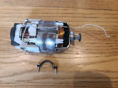 Miele S7260 Vacuum Cleaner Brush Roller U1 Ametek Motor - Image 1 of 4