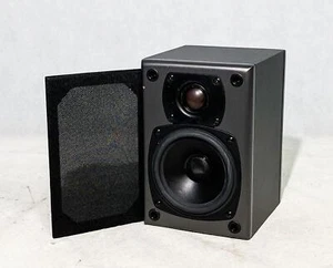 Miller & Kreisel M&K MK Sound K-5 Satellite Speaker 8 OHM W/ SCREEN (WORKS!) - Picture 1 of 3
