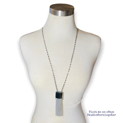 Colgante Casa Blanca Mercado Negro Imitación Facetado Ónix Borlas Tonificadas Plata Usado Foto 1 de 4