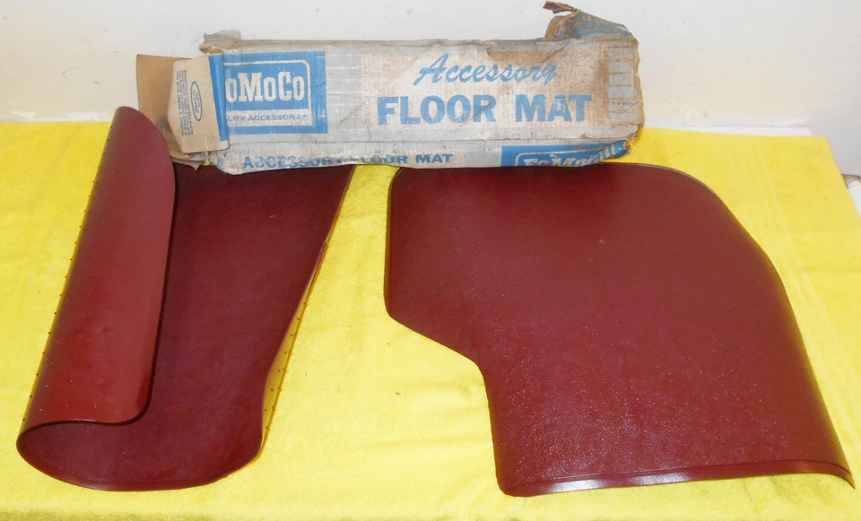 1965 1966 67 Ford Galaxie Fairlane Falcon NOS ACESSÓRIO VERMELHO TAPETES TRASEIROS DUPLOS - Imagem 1 de 4