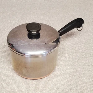 Revere Ware 2 Quart Soßenpfanne Edelstahl mit Kupferboden mit Deckel Vintage Clinton IL - Bild 1 von 9