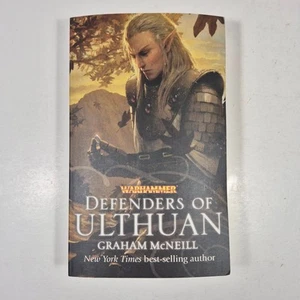 Defenders of Ulthuan de Graham Mcneill (2011, libro de bolsillo comercial) Warhammer - Imagen 1 de 7