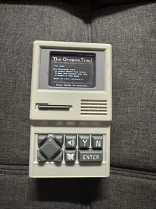 THE OREGON TRAIL Electronic Handheld Computer Video Game Tested Working 09597 - Picture 1 of 7