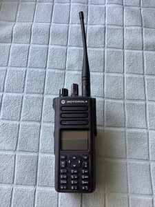 Motorola XPR 7580e Two Way Radio UNTESTED - Zdjęcie 1 z 10