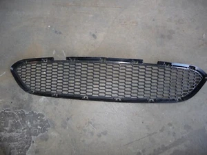 2006-10 Bmw M5 E60 Front Lower Center Bumper Grille 51117895739 - Picture 1 of 12