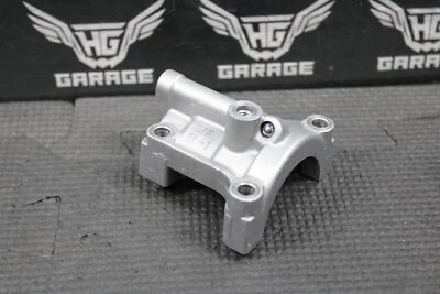 Yamaha 01-04 YZ250F 2004 OEM culata escape árbol de levas tapa de leva soporte de torre Foto 1 de 4