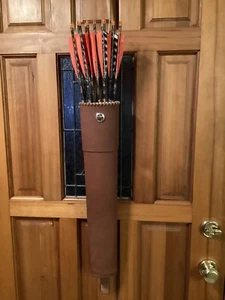 CUSTOM HANDMADE TRADITIONAL ARCHERY BACK QUIVER - Picture 1 of 7