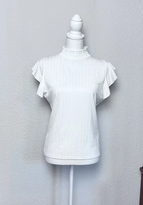 Boohoo NWT Women’s SZ 10 White Shirred Ruffle Top Flutter Sleeve - Image 1 of 4