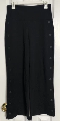 Cabi Snap Crop Flare Pants Size Medium Black Pull On 5867 - Image 1 of 4