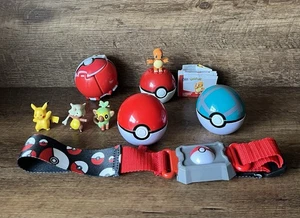 SET Pokemon Clip N Go Pokeballs mit Gürtel & Throw N Pop Cubone Pikachu Grookey - Bild 1 von 15