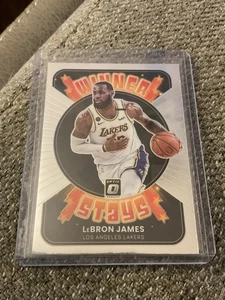 2021-22 Panini Donruss Optic - Winner Stays LeBron James #3 - Picture 1 of 2