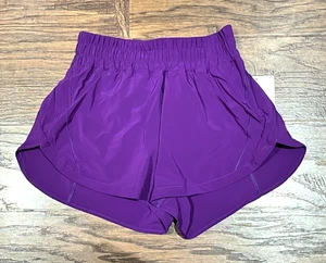NUOVO donna Lululemon Track That High-Rise foderato corto 3" college viola taglia 6 - Foto 1 di 8
