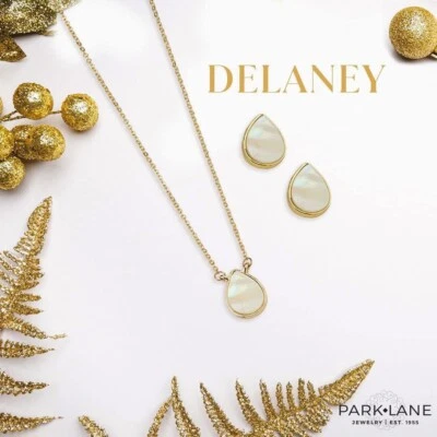 Conjunto de collar y pendientes Park Lane Delaney al por menor $62 madreperla forma de pera Foto 1 de 4