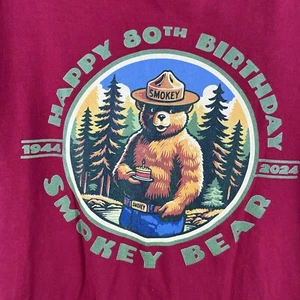 Camiseta Smokey Bear 80 Feliz Cumpleaños Roja Gráfica Adulto Mediana Forest Fire - Imagen 1 de 8