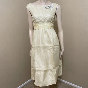 Women’s Ivory Silk Casual Pleated Flower Application Layered Midi Size L Dress - Picture 1 of 19
