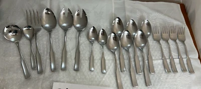 CMS Carl Mertens Williamsburg group with serving pieces - Image 1 of 4