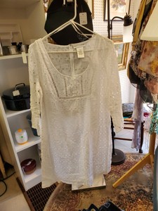 Women's MADISON LEIGH White Eyelet Lined Cotton Flare End Sleeve Dress NWT