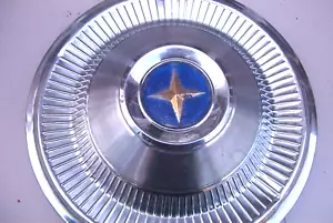 OE vintage 15 inch wheelcover, mysterious 69/70 Canadian Mercury or Ford - Picture 1 of 1