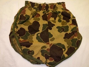 YOUTH BRUCE ELLIOT DUCK DOT PATTERN CAMOUFLAGE RUNNING SHORTS WAIST 20" XSMALL - Picture 1 of 12