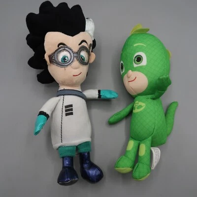 LOTE de 2 Muñecas de Peluche Romeo Gekko & Mad Scientist Disney PJ Masks Just Play Toy Foto 1 de 4