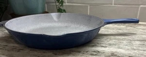 Padella griglia doppio beccuccio in ghisa smaltata Le Creuset 23 blu 10,75” L50 - Foto 1 di 18