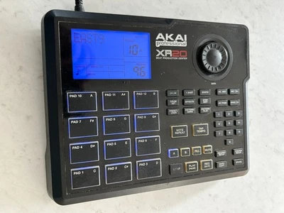 Akai XR20 drum machine - Bild 1 von 4
