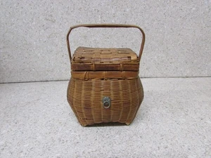 ANTIQUE VINTAGE MINIATURE WICKER PICNIC BASKET 3-1/2" TALL - Picture 1 of 7