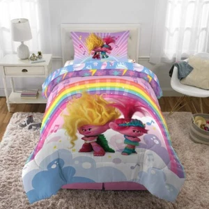 Trolls 3 Kids Twin Reversible Comforter Microfiber 64" x 86" - Picture 1 of 10