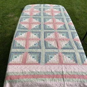 Vintage Quilt Cotton Log Cabin Pattern Floral Fabric 100"x87" - Picture 1 of 12