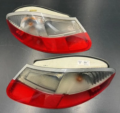 Luces traseras transparentes ahumadas para estiramiento facial izquierdo y derecho Porsche 986 Boxster - Par de  Foto 1 de 4