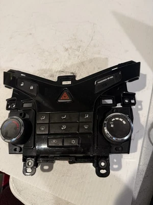 2012 CHEVROLET CRUZE AC Control 95017054 - Image 1 of 4