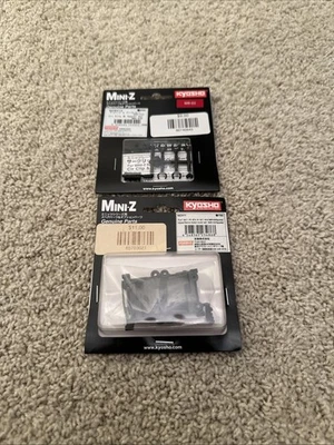 Kyosho MZ411 Upper / Servo Motor Cover Set MR03 Sports & MZW414 Spacer Set - Image 1 of 3