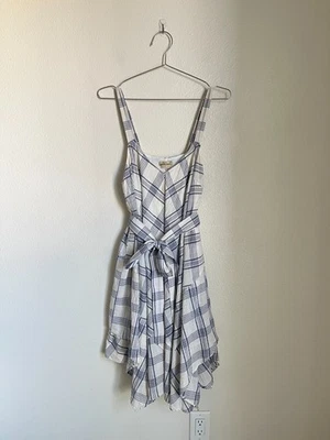 Vestido Holding Horses Anthropologie Pañuelo Belmar Dobladillo Talla XS/S Foto 1 de 4