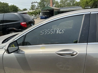 Driver Left Front Door Luxe H6 Fits 13-16 MKZ 847651 - Image 1 of 4