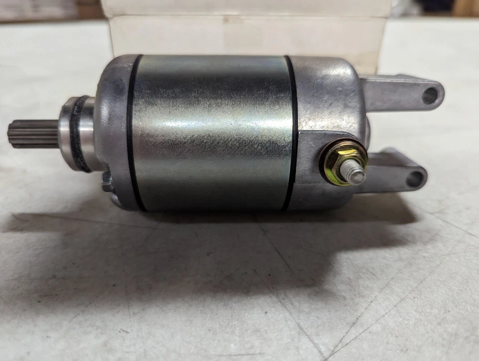 Arranque de fábrica Yamaha BNOS 12V para FZ6 YZF-R6 YZF-R6S 5EB-81890-00-00 Foto 1 de 4