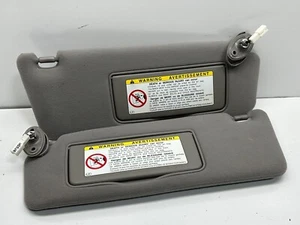 00-05 Lexus GS300 laterales izquierdo y derecho parasol grises parasoles OEM - Imagen 1 de 4