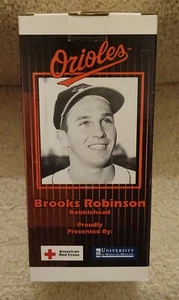 Baltimore Orioles Brooks Robinson RED CROSS blood drive sga bobblehead Nodder - Picture 1 of 6