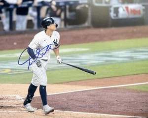 GIANCARLO STANTON NEW YORK YANKEES AUTOGRAPHED SIGNED 11X14 PHOTO - Picture 1 of 1