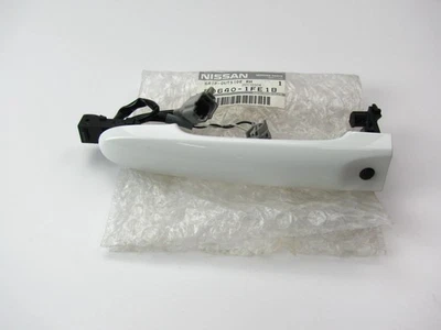 New Lift Tailgate Handle OEM For 2009-2010 Nissan Cube 806401FE1B - Image 1 of 3