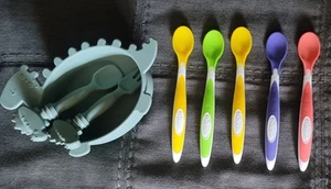 Set Of 8 Baby/Toddler Silicone Spoons/Utensils & Bowl & 2 Nuby Sippy Cups - Picture 1 of 2