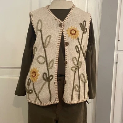 IVY Hand Embroidered Sunflower Floral Knit Vest Cardigan Women L Cream - Image 1 of 4