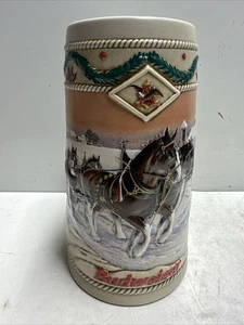 1996 BUDWEISER HOLIDAY STEIN AMERICAN HOMESTEAD NO CERTIFICATO NO SCATOLA - Foto 1 di 6