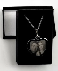 Personalised Engraved Heart Necklace Pendant charm, picture, photo neckace - Picture 1 of 2