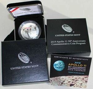 2019 P Apollo 11 PROOF Silver Dollar US Mint $1 Curved Coin with Box and COA - Picture 1 of 4